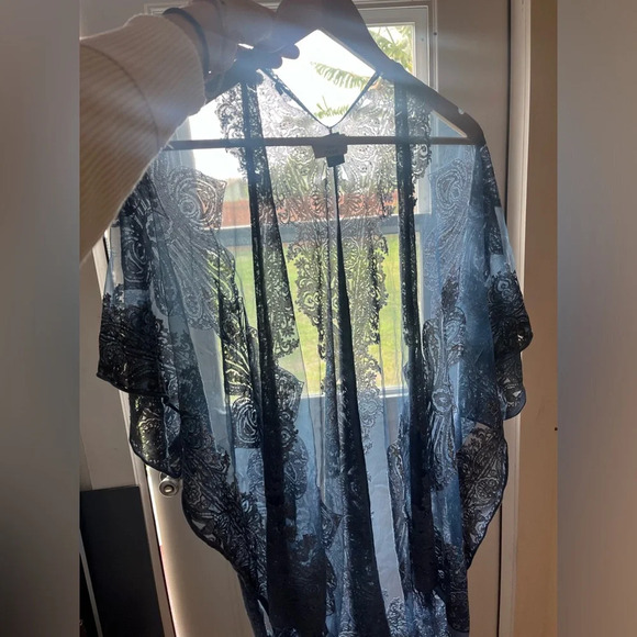 DAVID and YOUNG sheer blue cover up/ Shawl - Picture 5 of 10